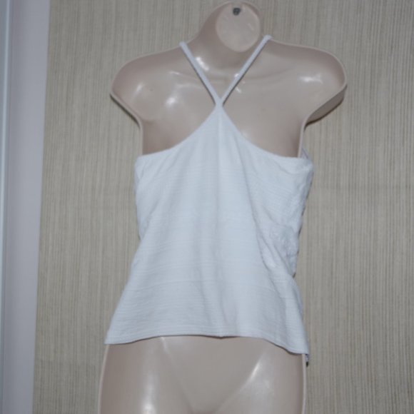 L'Etoile Sport White Simple V-Back Tank Size:M - Picture 2 of 5